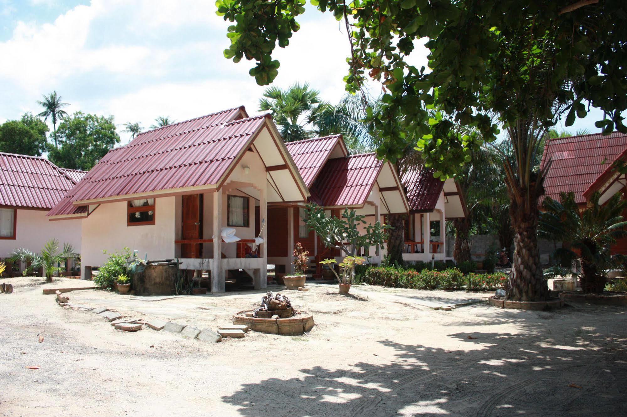 Phuphat Beach Resort 卡农 外观 照片