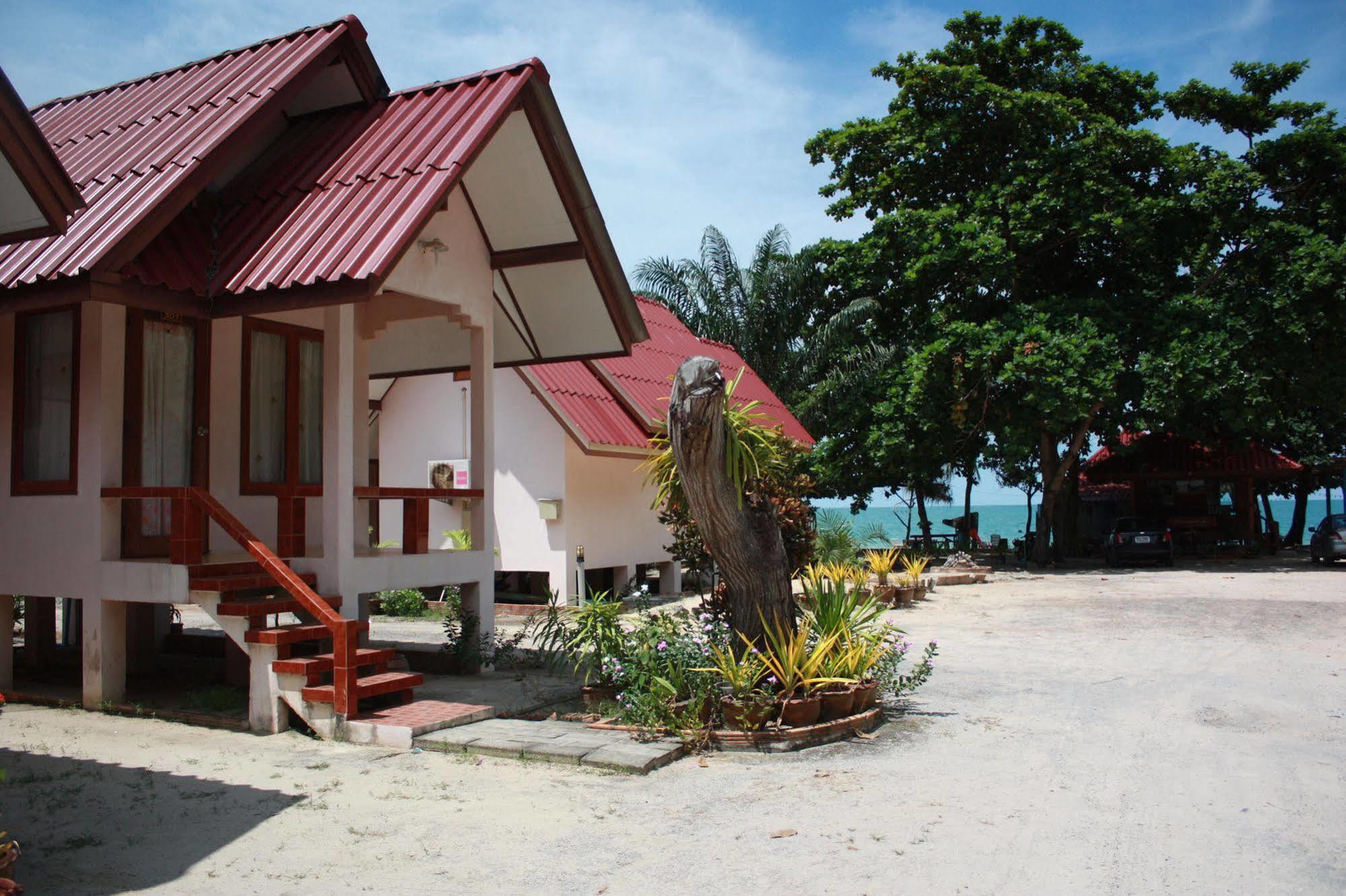 Phuphat Beach Resort 卡农 外观 照片