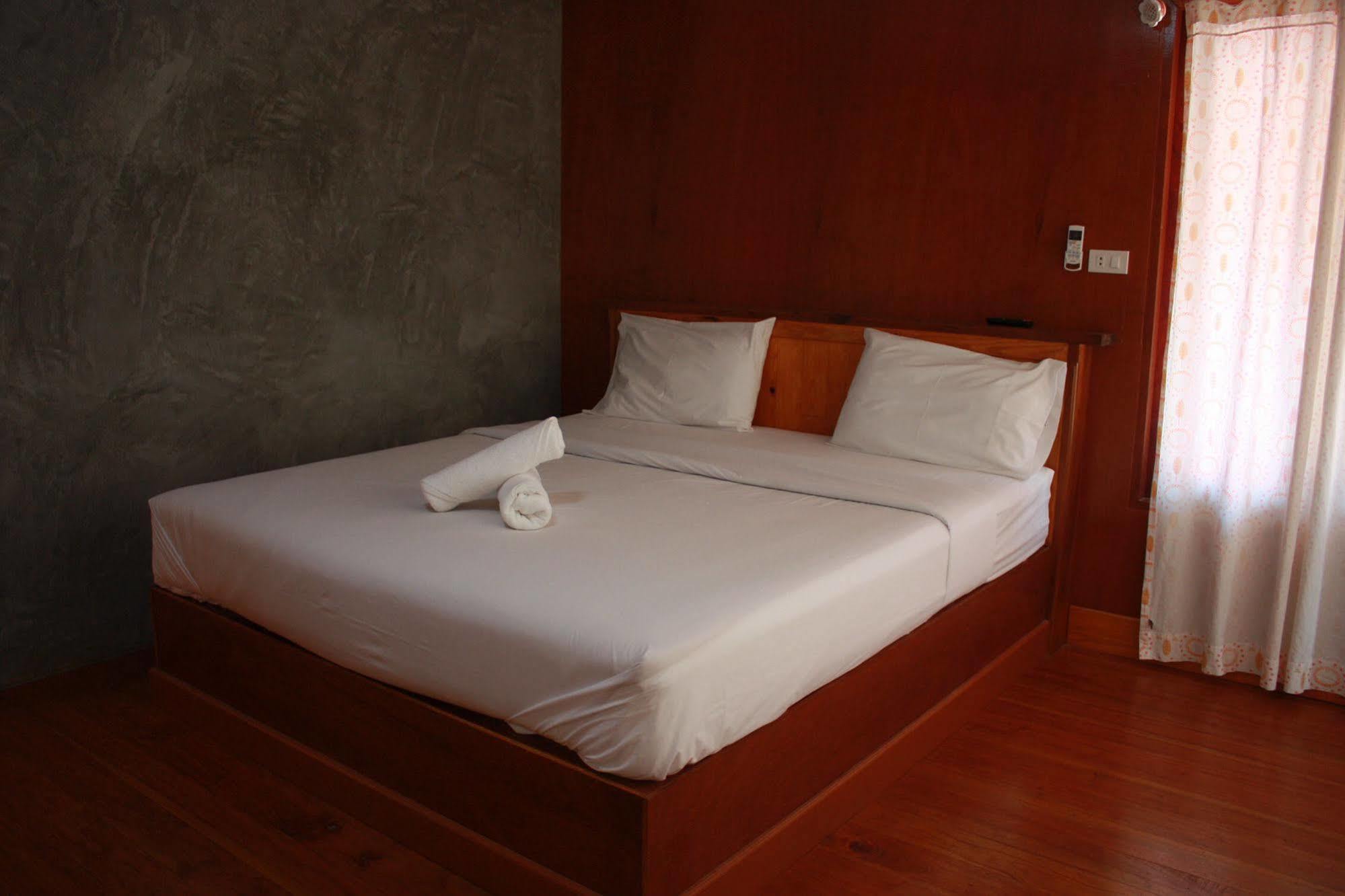 Phuphat Beach Resort 卡农 外观 照片