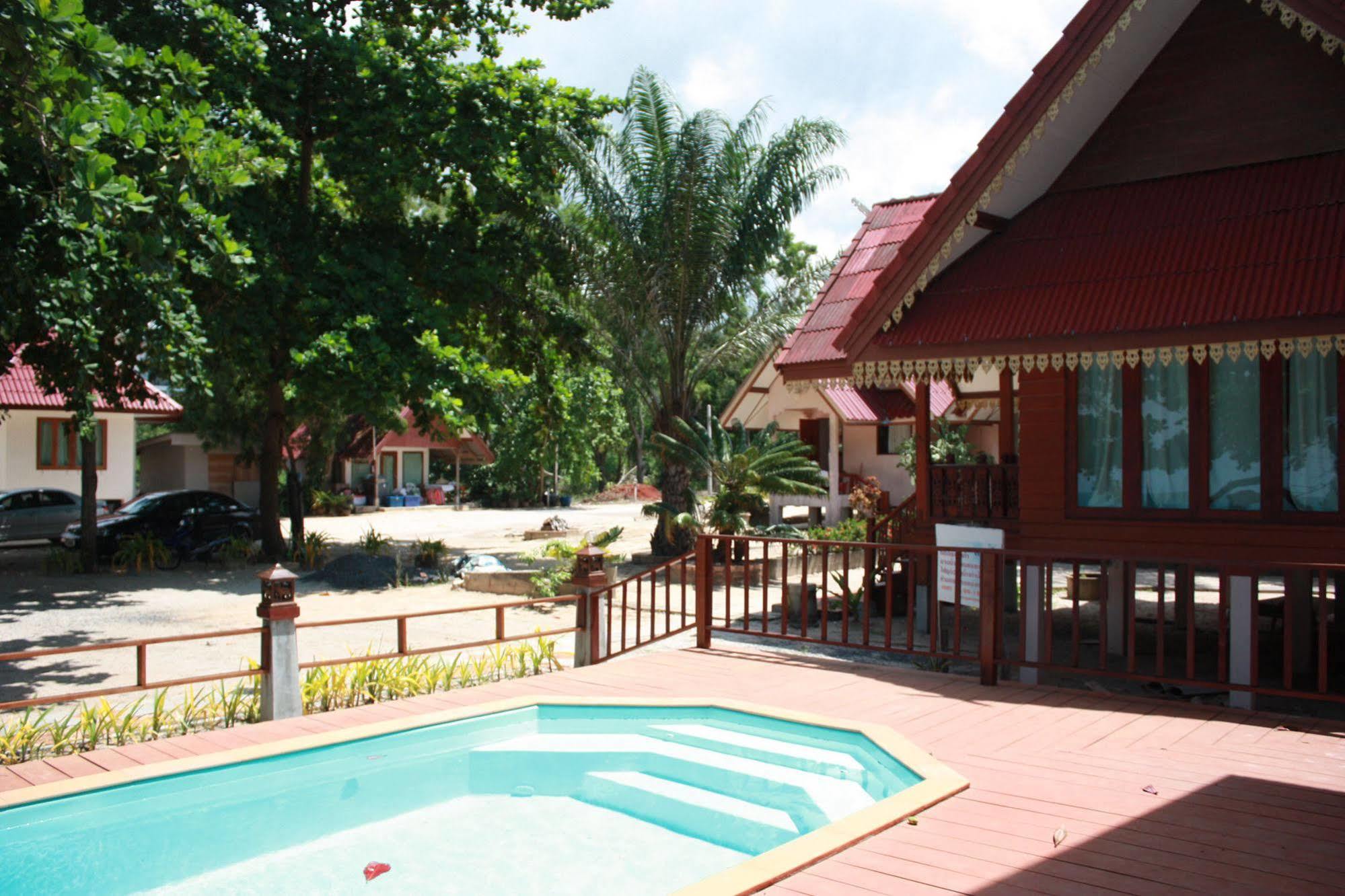Phuphat Beach Resort 卡农 外观 照片